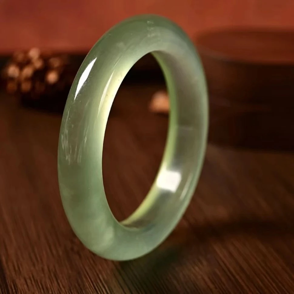 【多肉葡萄】冰透定制手镯 正圈手工打磨显白精致 天然岫玉