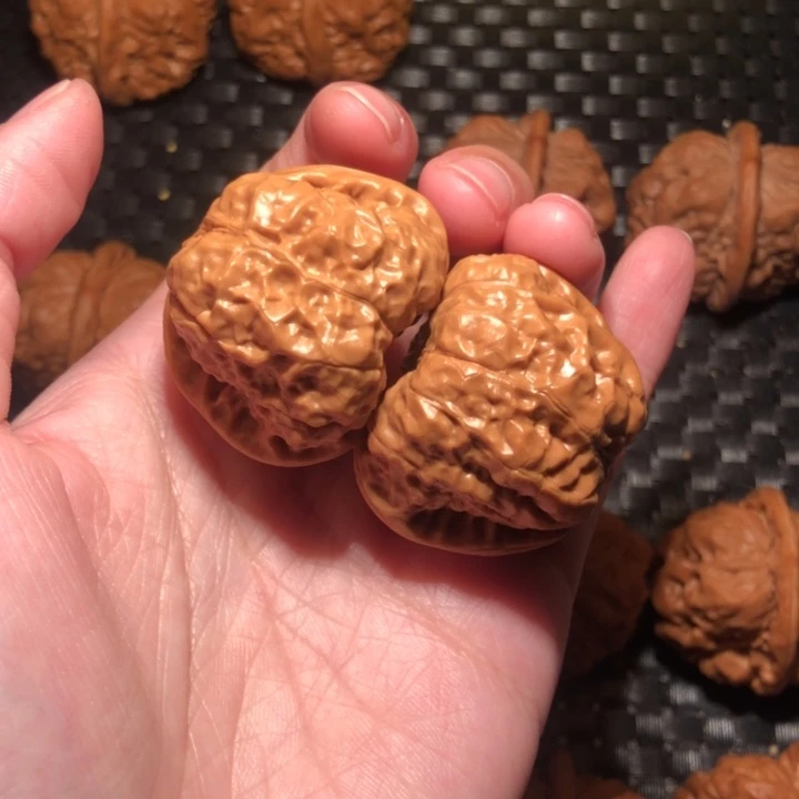 把件文玩核桃超大腿蛙饼40