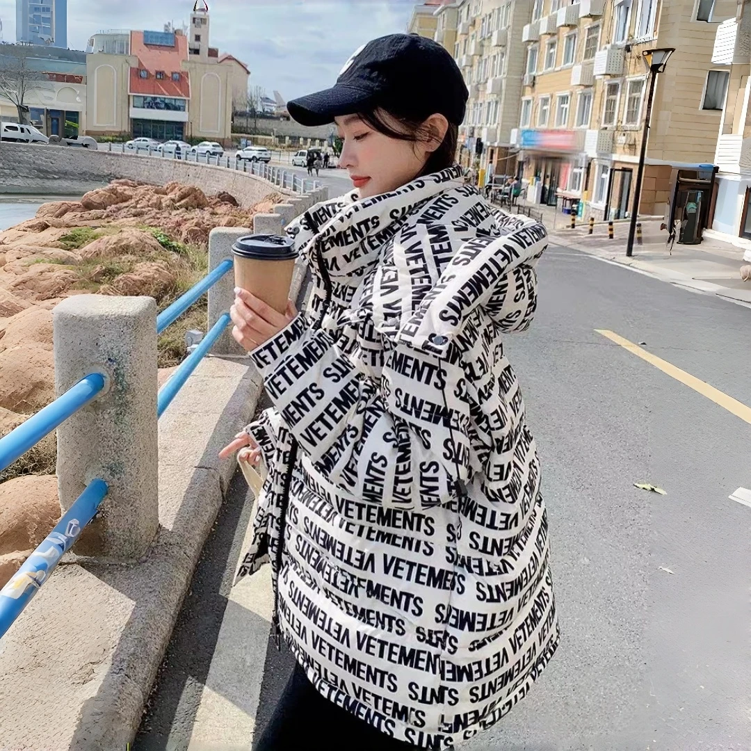 潮牌满印字母高街保暖羽绒服冬季加厚90绒时尚宽松羽绒外套