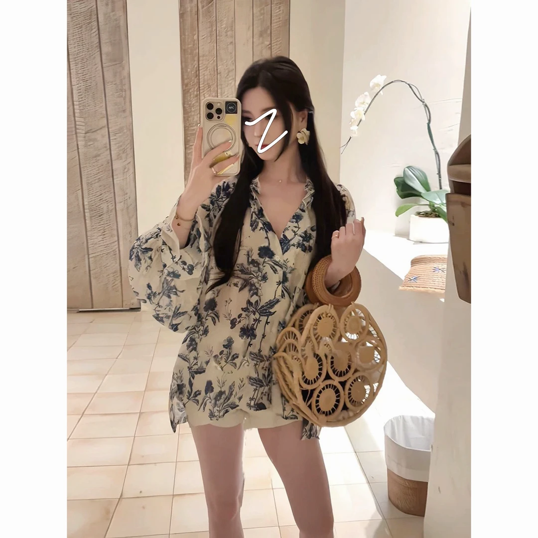 大码夏季碎花简约气质高级显贵慵懒度假风长袖防晒小衫