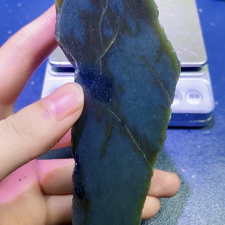 未镶嵌和田玉（糖玉）珠宝半成品