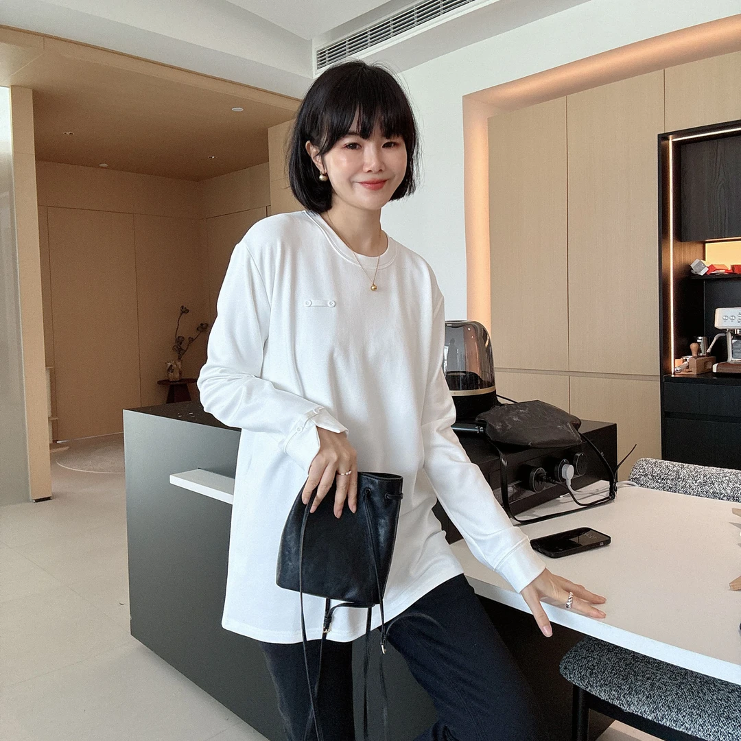 韩系纽扣设计感秋冬圆领中长加厚磨毛长袖T恤