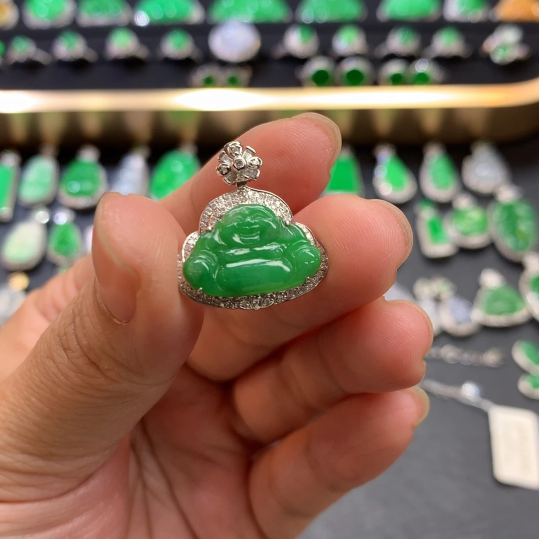 翡翠吊坠(不含链)18K金镶嵌