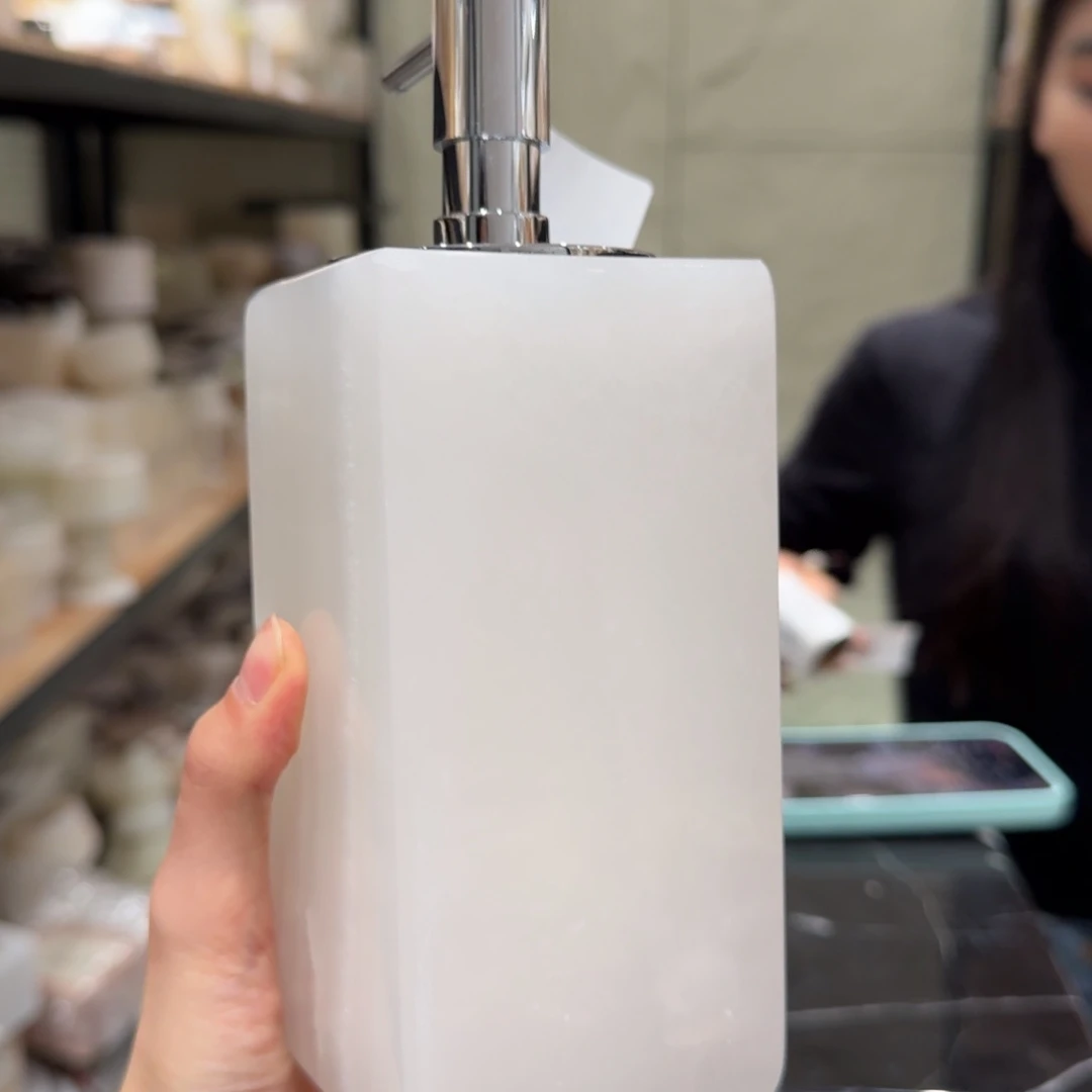 大理石t137 有手感。