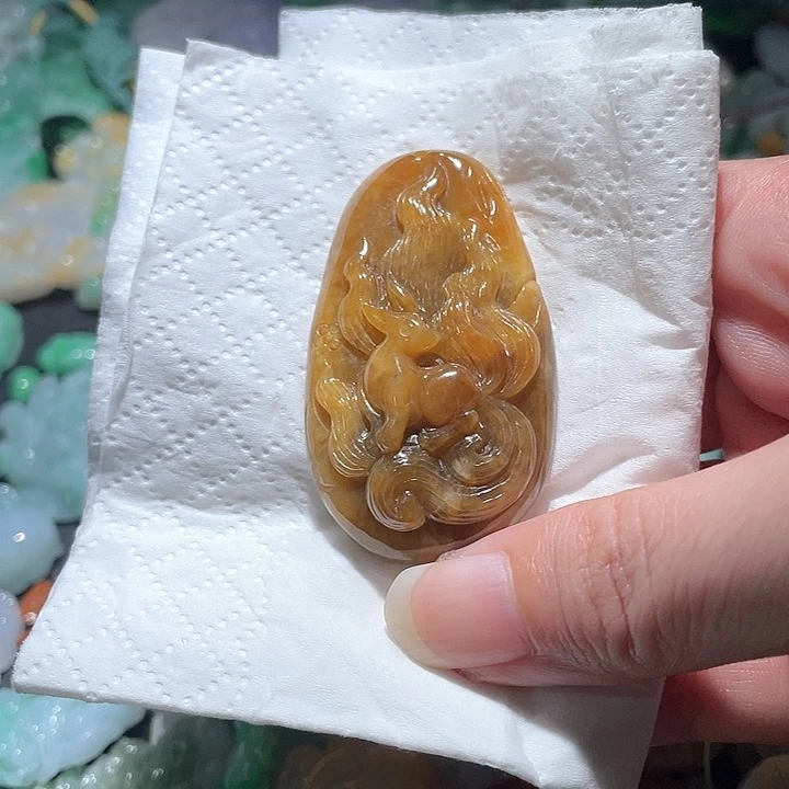 颈饰未镶嵌翡翠天
