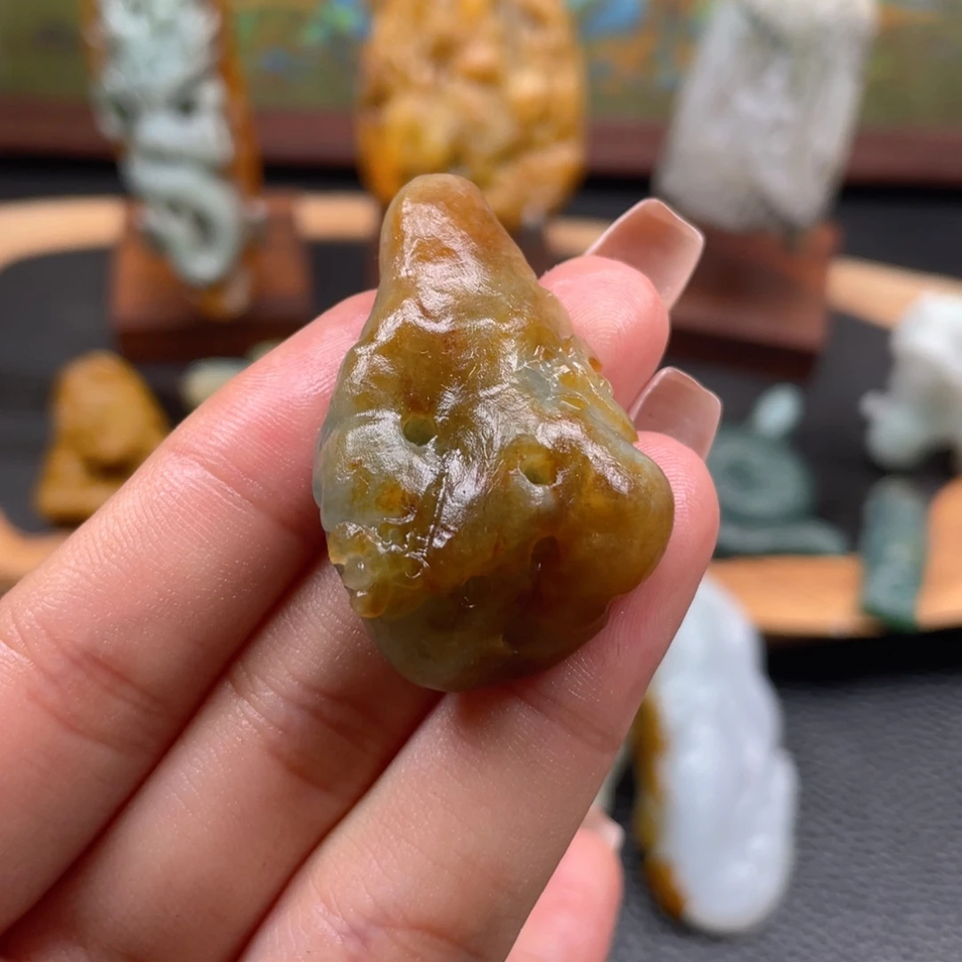 定制翡翠未镶嵌翡翠