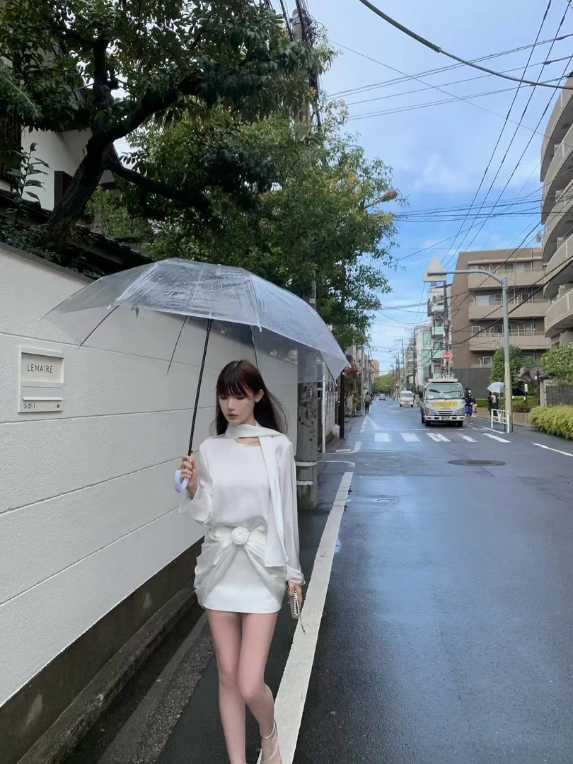 2025夏季新款高级感时尚百搭宽松衬衫配褶皱花朵半身裙/阔腿裤女