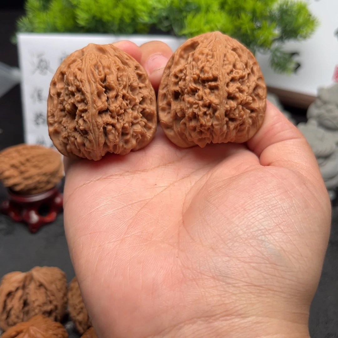 吊坠文玩核桃昊南疆