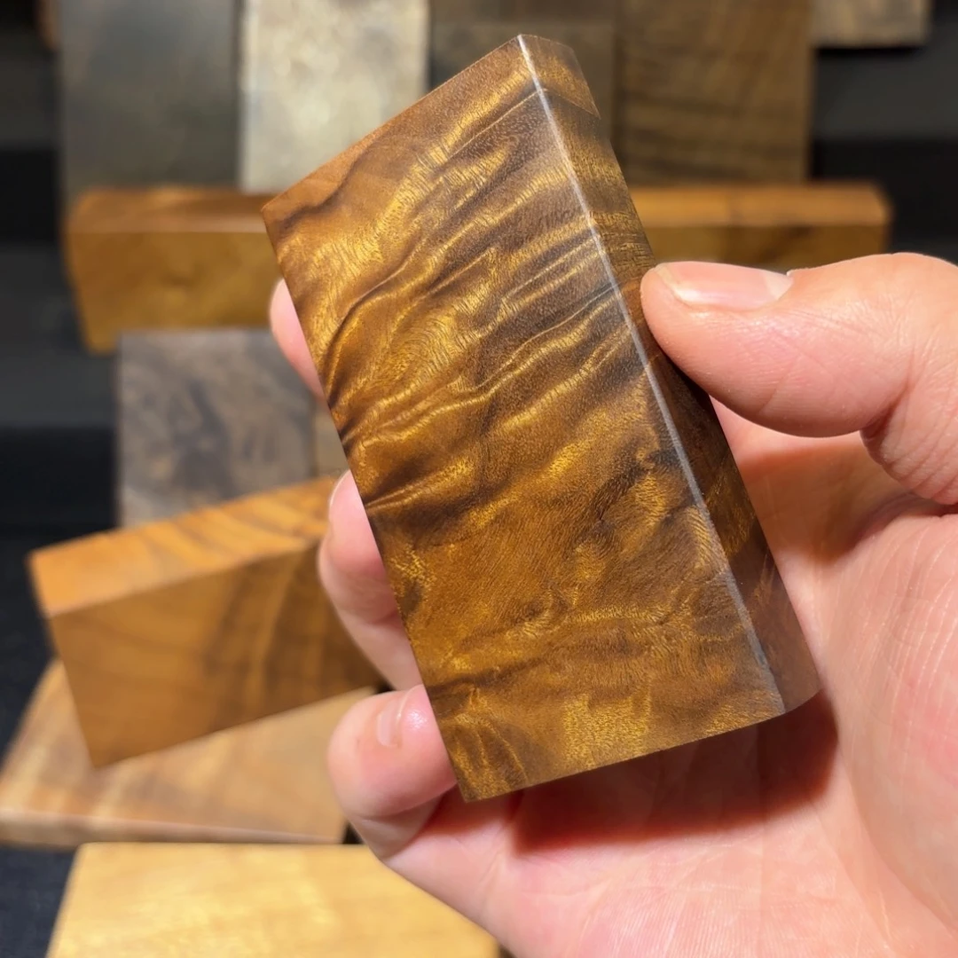 金丝楠認***见金品楠木一物一拍