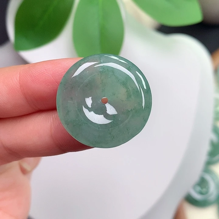 颈饰未镶嵌翡翠平安扣 24.2x4.9mm
