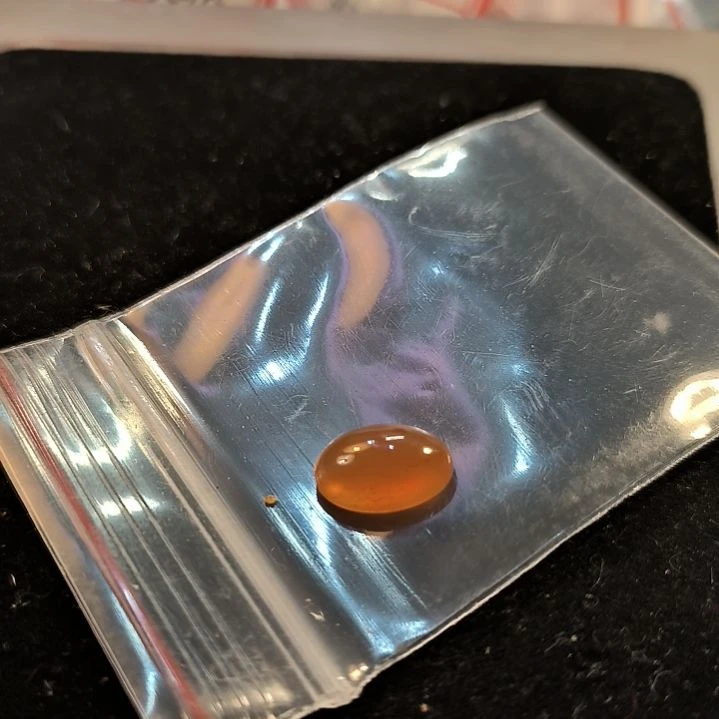 炊***袅石英岩玉未镶嵌戒面