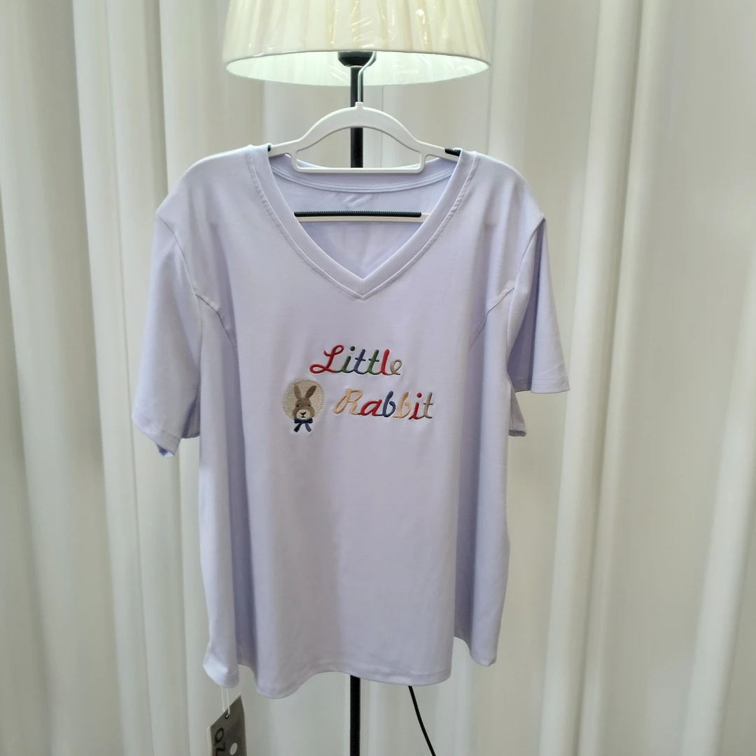 夏季新款大码百搭V领字母短袖