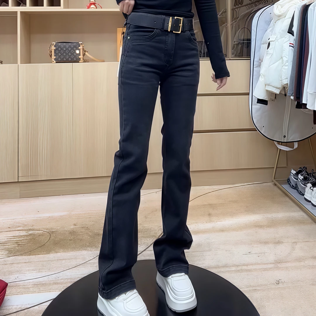 直筒窄版马蹄裤女2025年早秋新款大码女装高腰显瘦百搭牛仔微喇裤