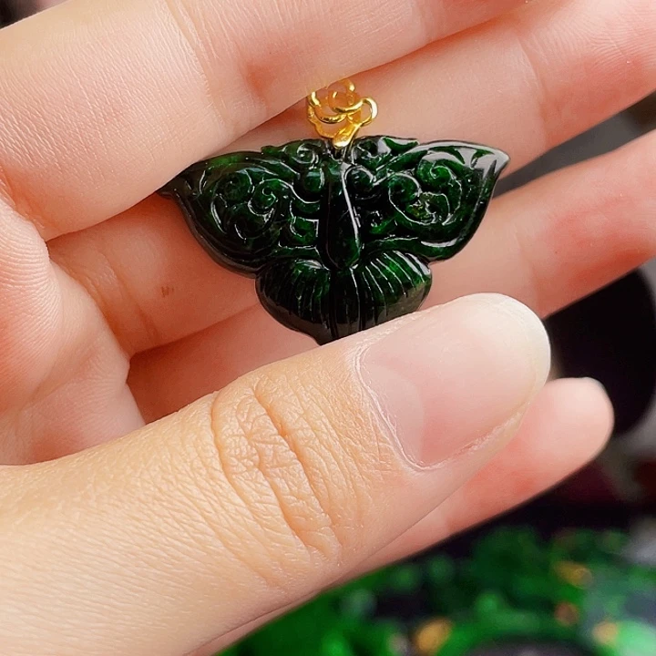 翡翠银S925镶嵌颈饰多样性