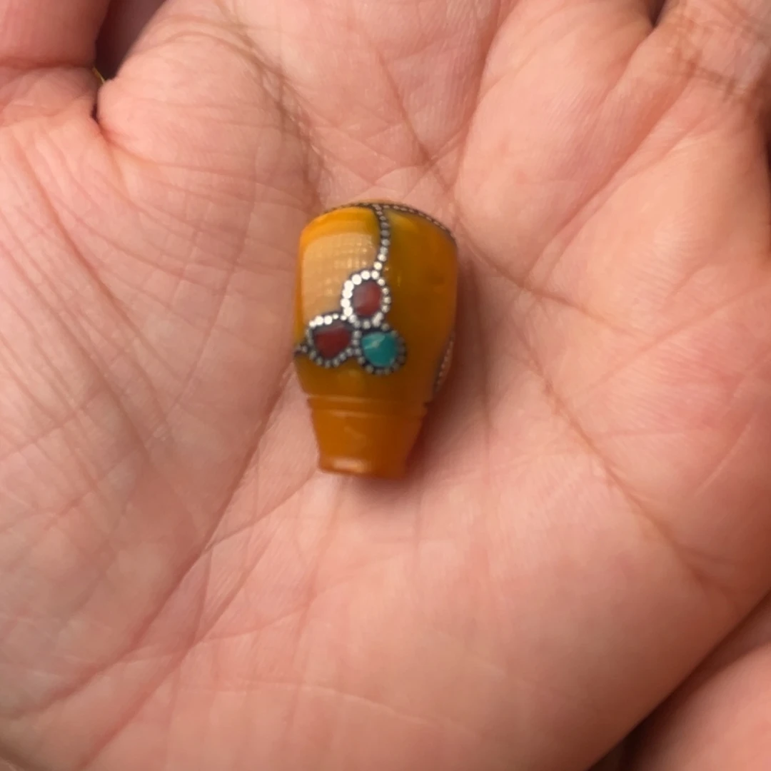 蜜蜡未镶嵌吊坠(不含链)