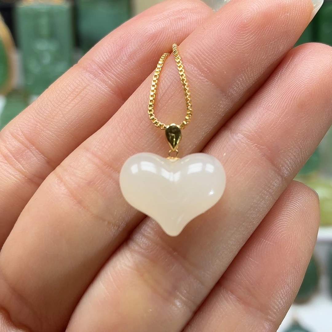 和田玉18K金镶嵌颈饰