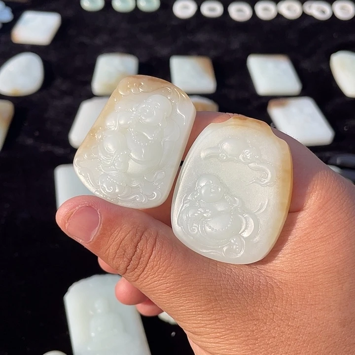 未镶嵌和田玉（糖玉）挂件