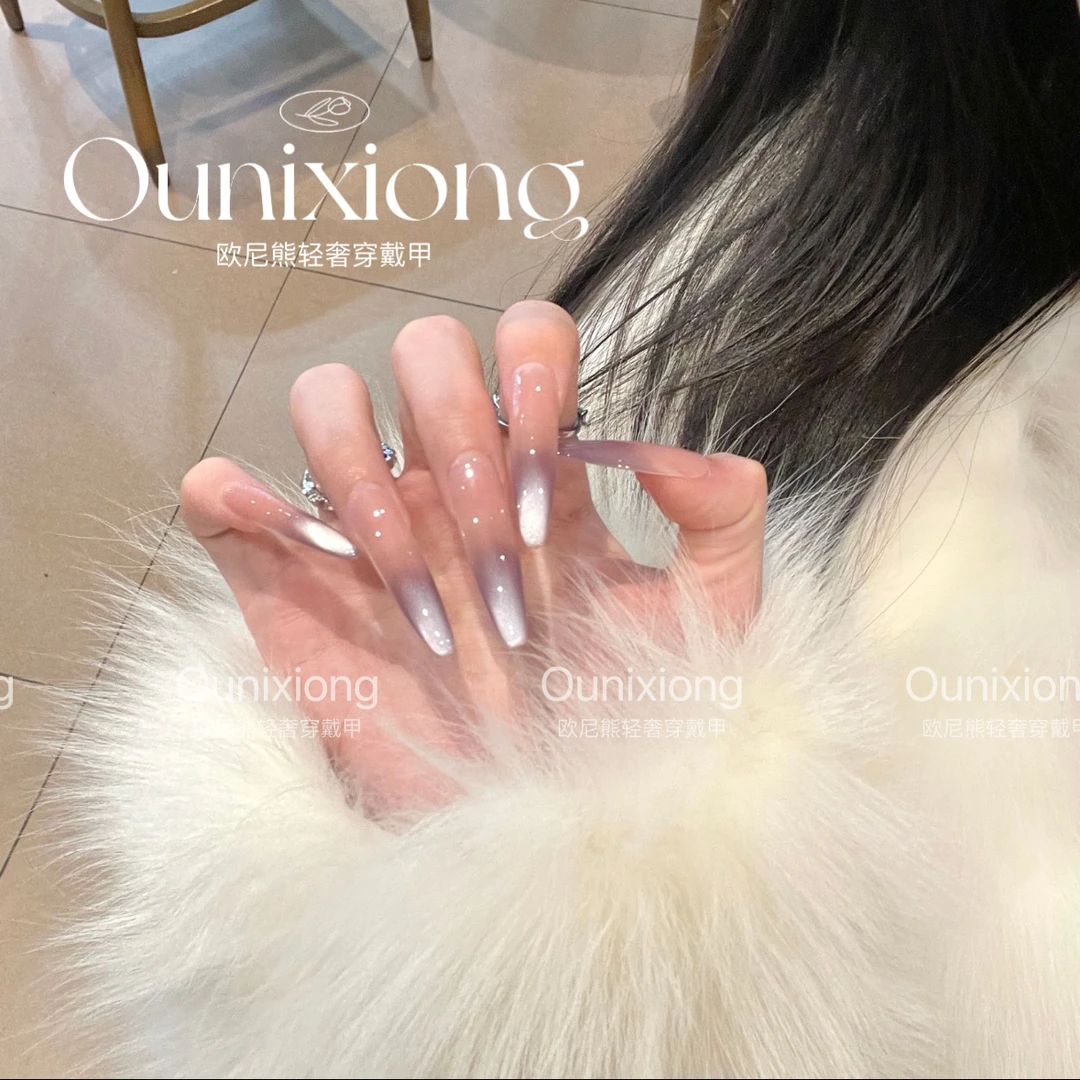 新年简约红色美甲冰透爆闪金色飘带猫眼小碎钻美拉长款手工穿戴甲