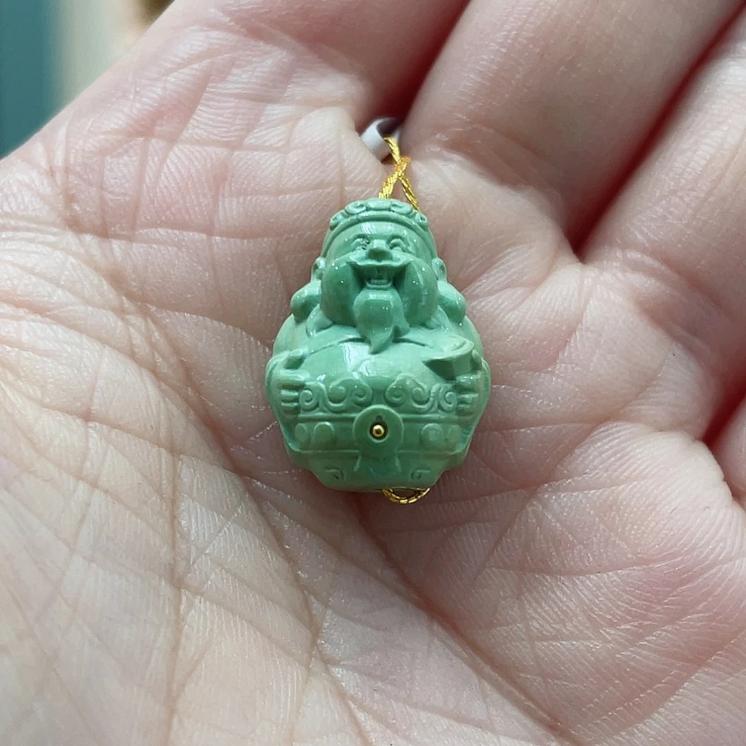 绿松石颈饰未镶嵌