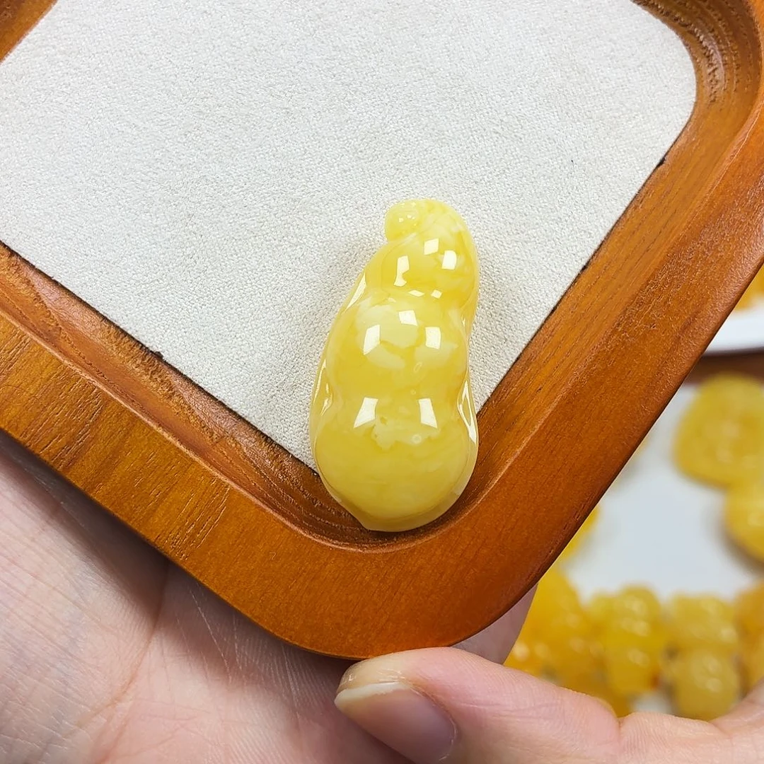 蜜蜡颈饰未镶嵌焦皮浓蜡妖花福豆