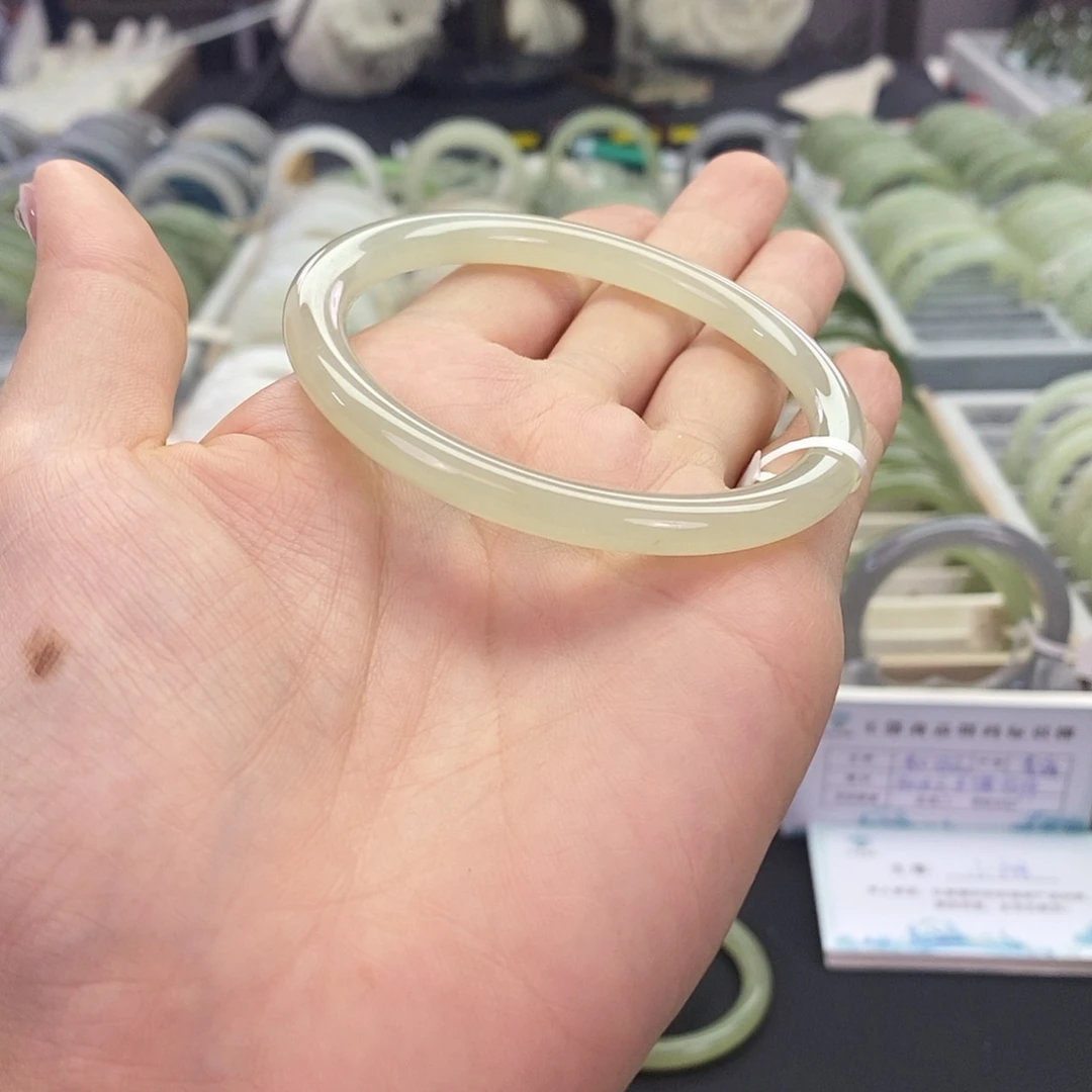 和田玉未镶嵌珠宝奇石58