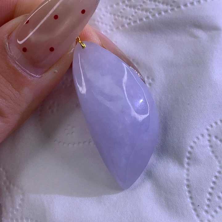 翡翠18K金镶嵌颈饰翡翠