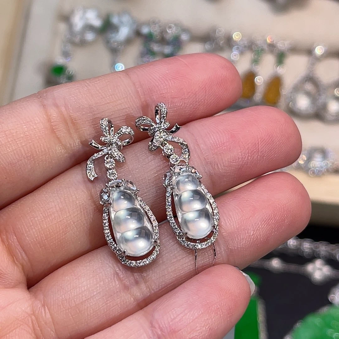 翡翠18K金镶嵌耳饰玻璃种福豆