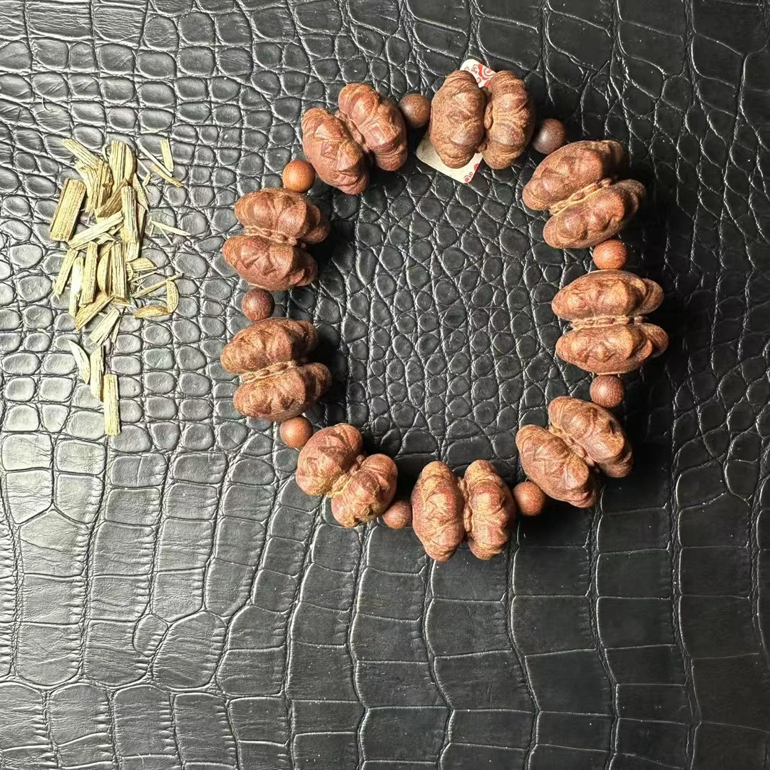 300开总文玩达拉干沉香