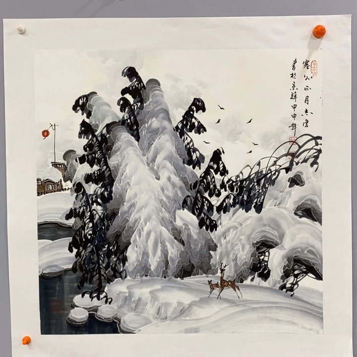 手绘作品等多种形式进行