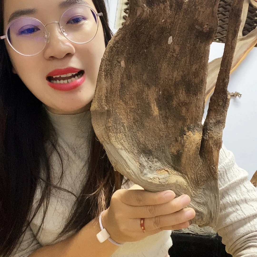 应***舍香榧木今天晚上吃什么好吃的东西