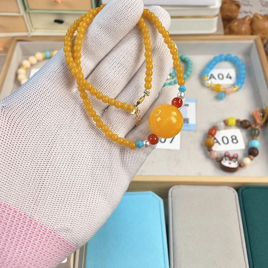 针钠钙石手饰合金?*