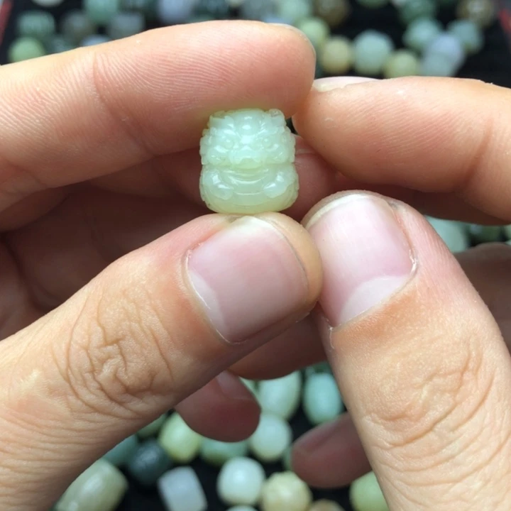 【闪购商品】和田玉未镶嵌颈饰?*子