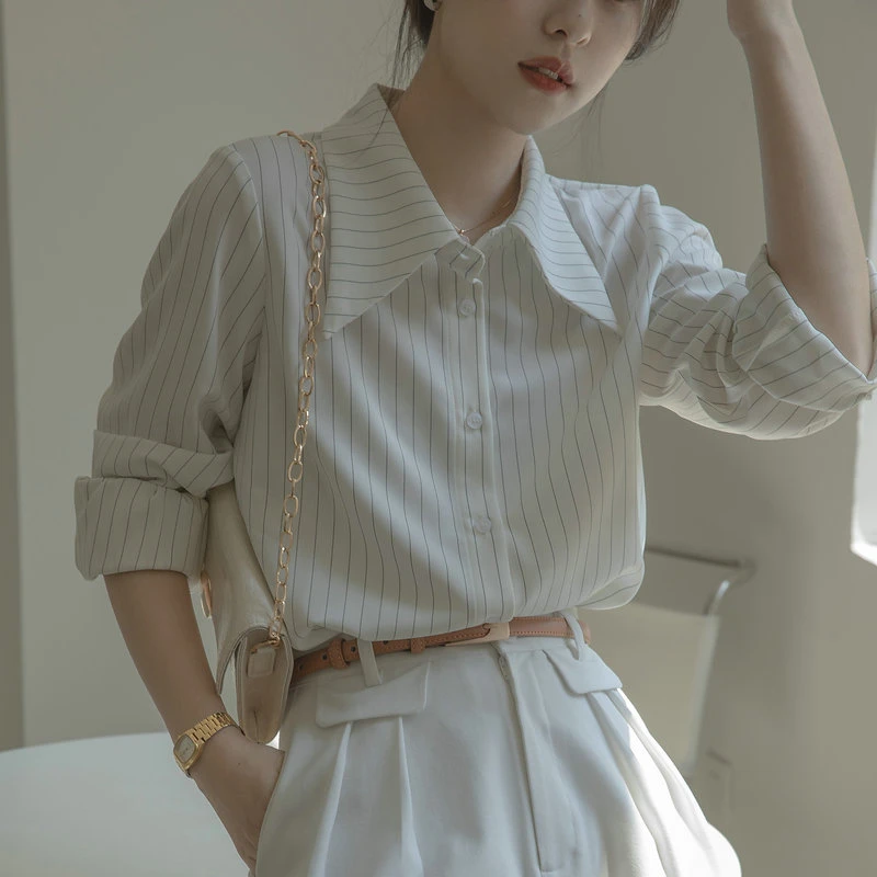 【阳光女孩】秋季条纹白衬衫女长袖时尚休闲设计感简约宽松职业上衣