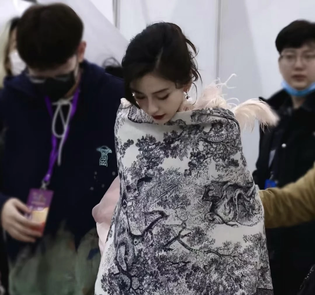 【丝毛披肩】桑蚕丝+羊毛 百搭时尚手工卷边高端丝毛围巾送礼好物