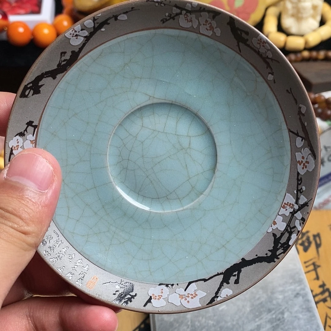 碟瓷器制作工艺精湛