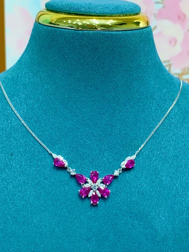 18K金镶嵌天然无烧红宝石项链锁骨链