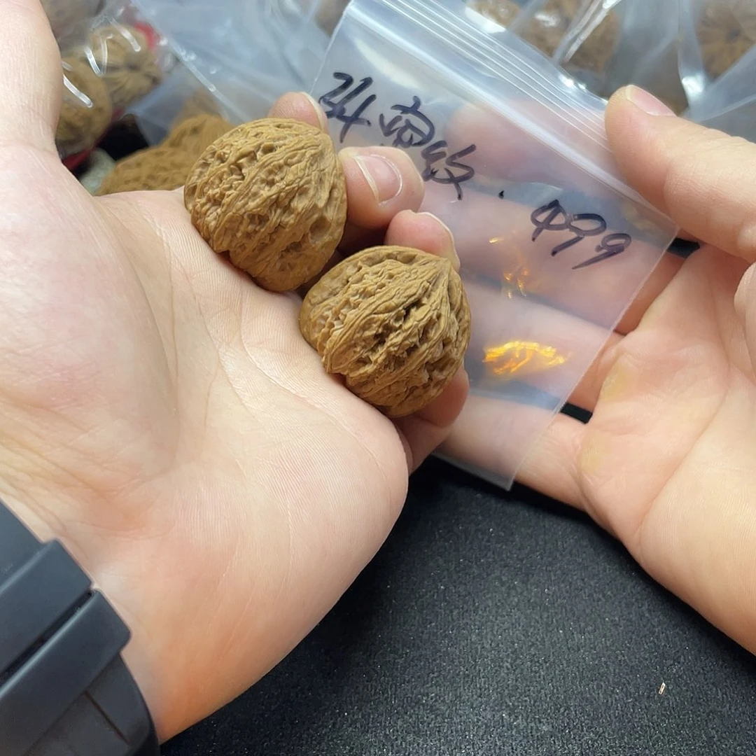把件文玩核桃密纹