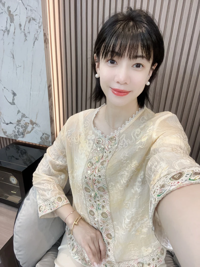 【花露】新中式国风重工闪片绳绣晕染珍珠扣时尚气质夏季开衫