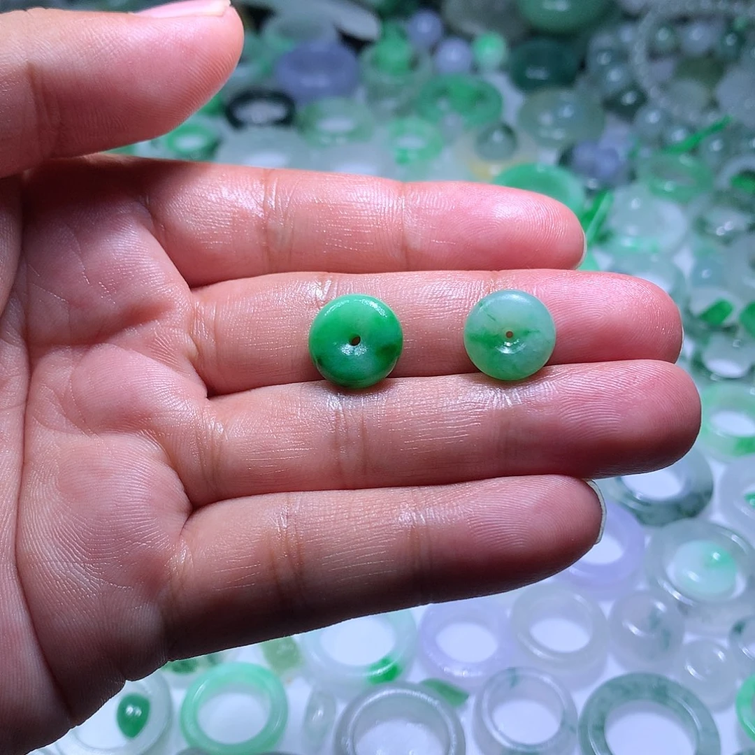 未镶嵌定制翡翠开***K