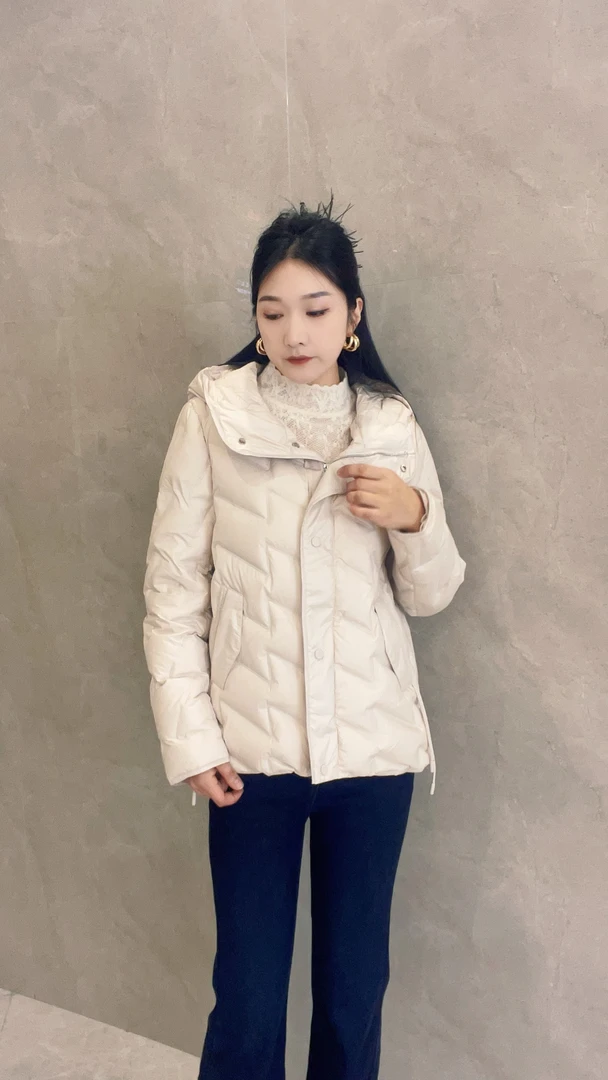 299款8310冬季档风保暖面料舒服帽子中长款