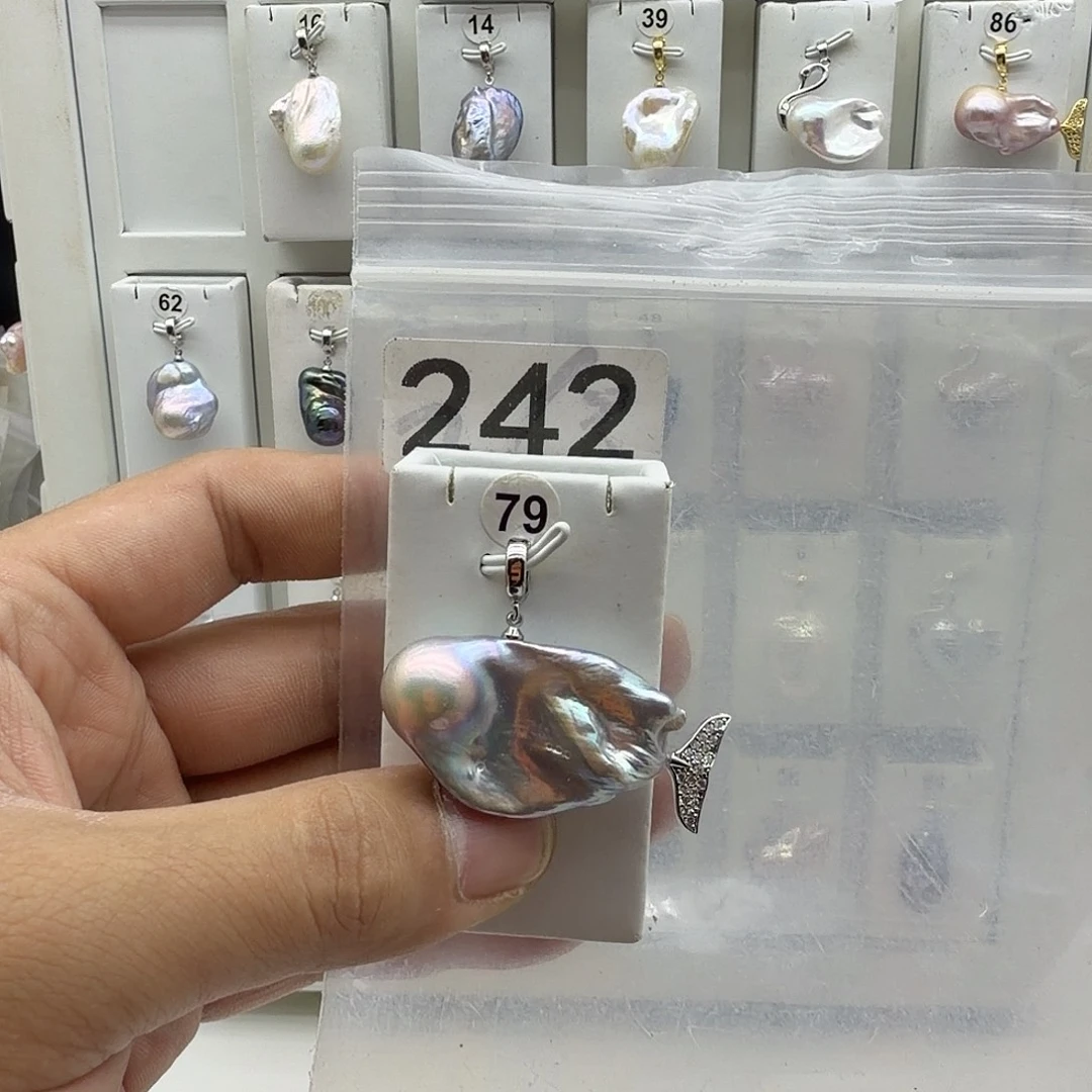 淡水珍珠颈饰合金