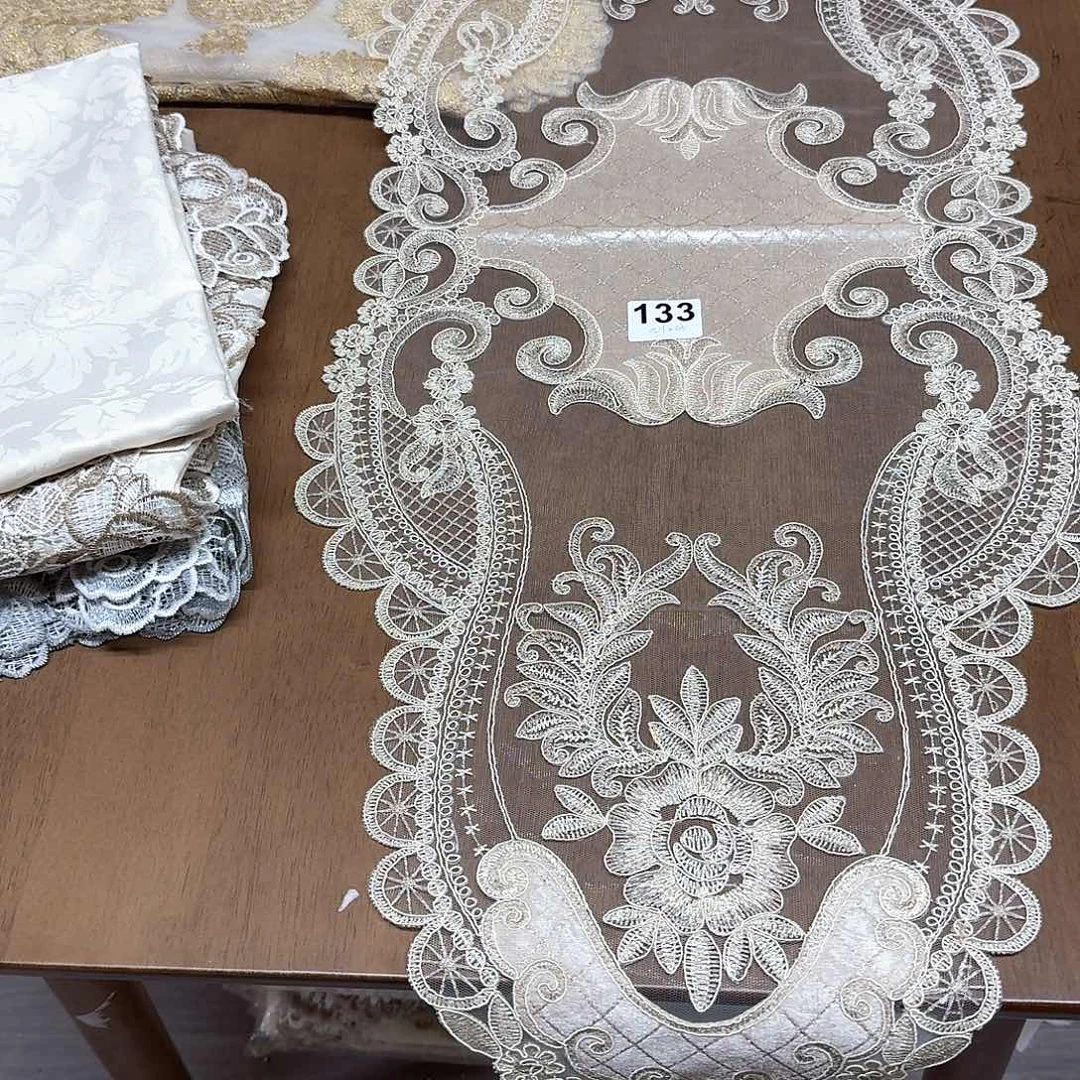 133号 40*120厘米 迪拜牡丹花