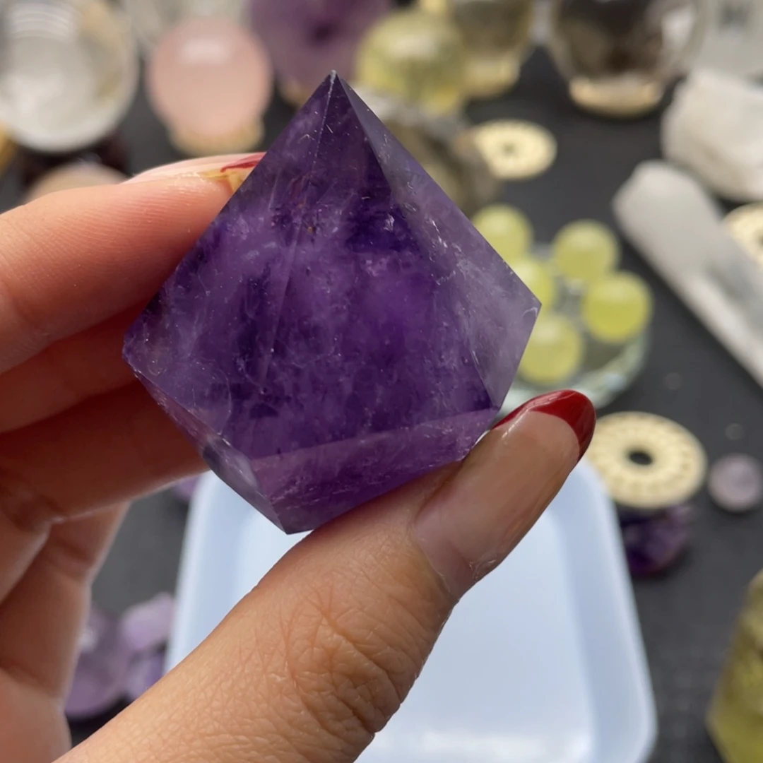 水晶53未镶嵌城****）紫水晶柱