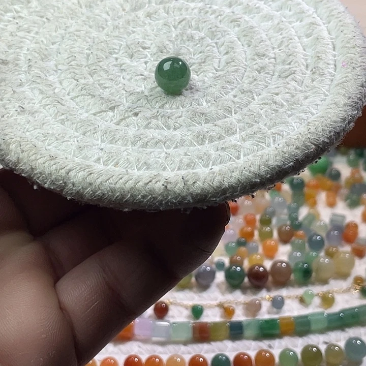 翡翠散珠未镶嵌定制翡翠卡9.5