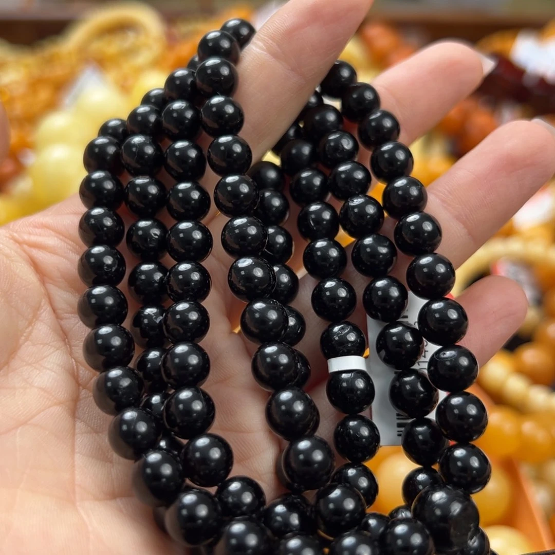 未镶嵌琥珀珠宝奇石