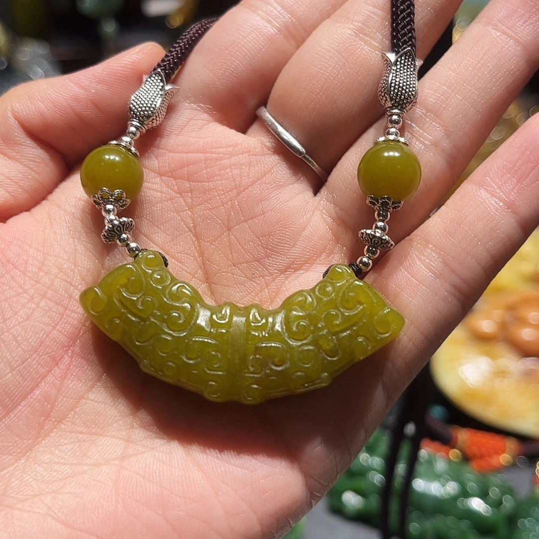 岫玉未镶嵌毛衣链