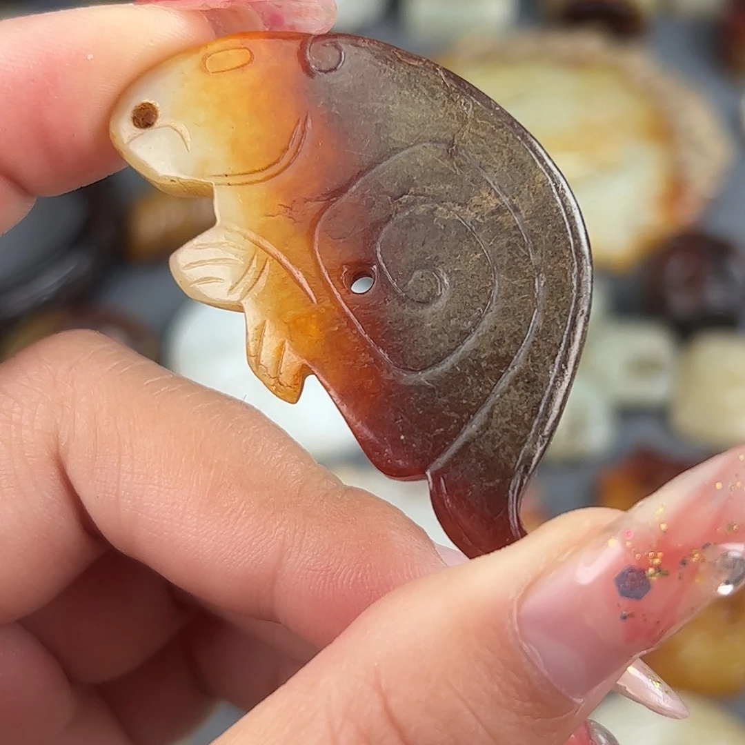 和田玉（糖玉）未镶嵌颈饰