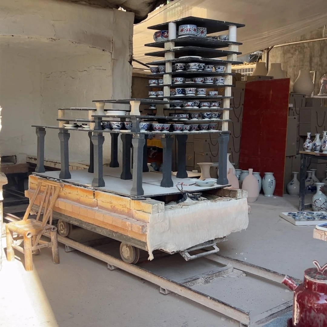 现代瓷青花釉里红工艺