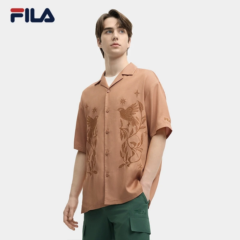 Fila/斐乐男士【度假风短袖衬衫】透气时尚刺绣翻领上衣F11M528401F