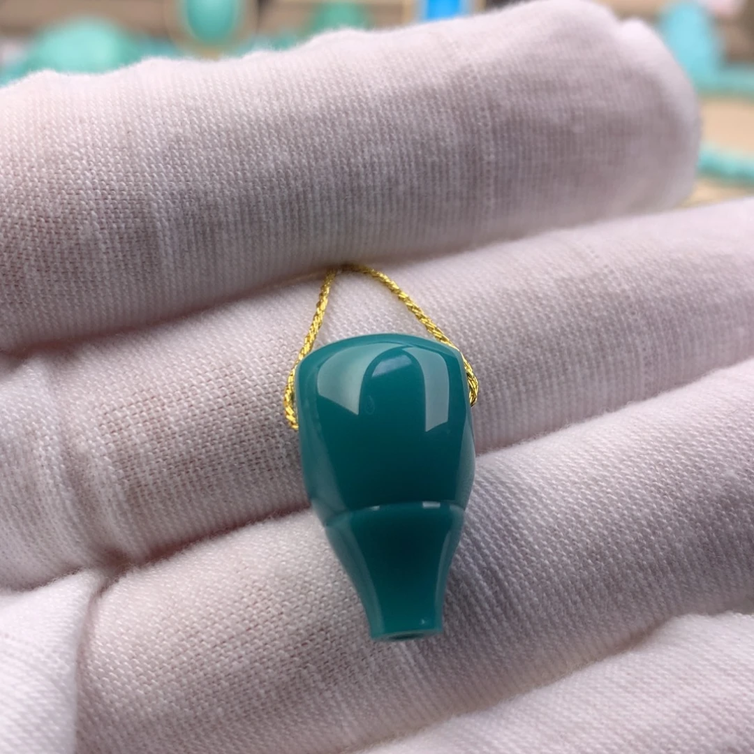 绿松石未镶嵌珠宝奇石11.5